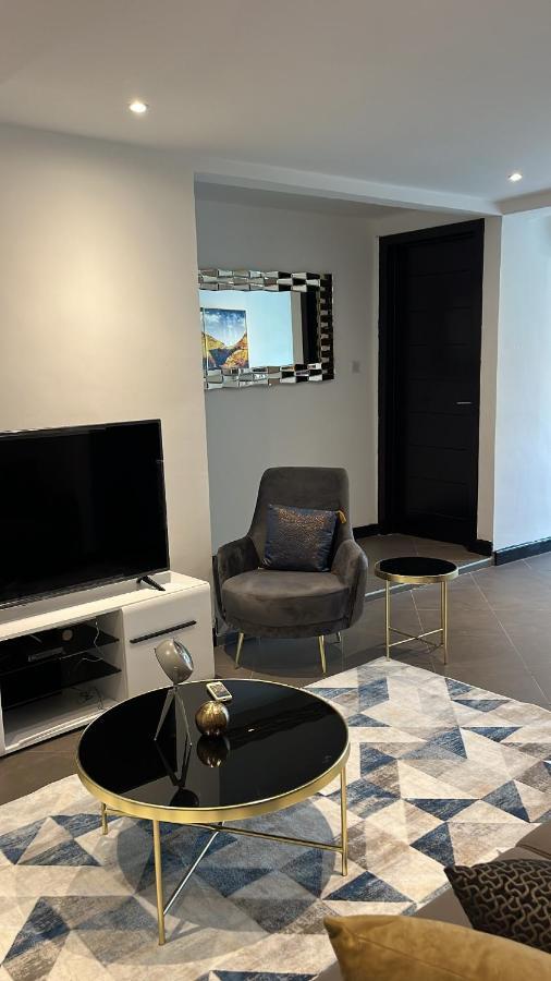 Nuben Court- Kumasi City Extérieur photo