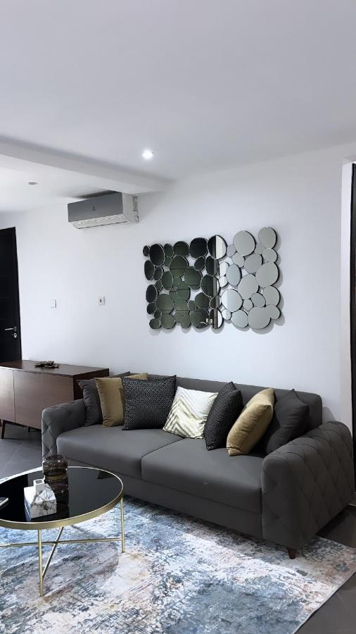 Nuben Court- Kumasi City Extérieur photo